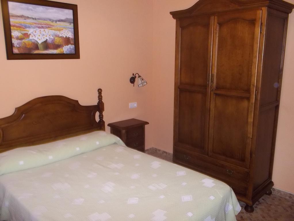 Hostal Monteolivos การ์ตามา ห้อง รูปภาพ